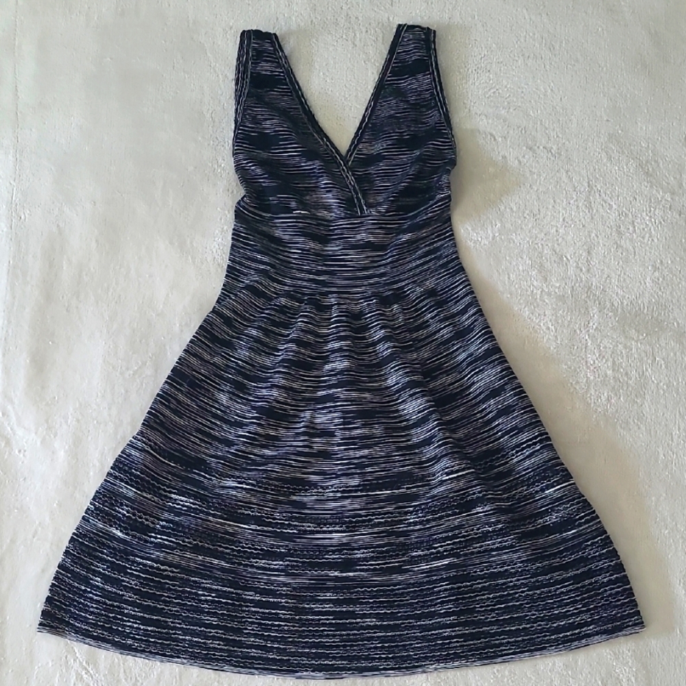 Missoni for Valentino Black White Striped Knit A-Line Dress Women 42 US 6 V Neck